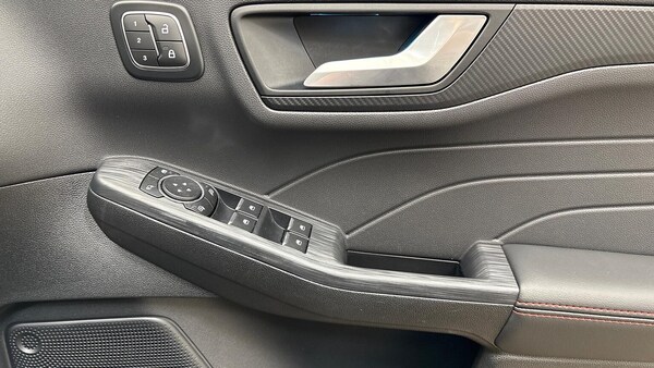 Used Ford Kuga 2024 for sale - 76127219: Photo 23
