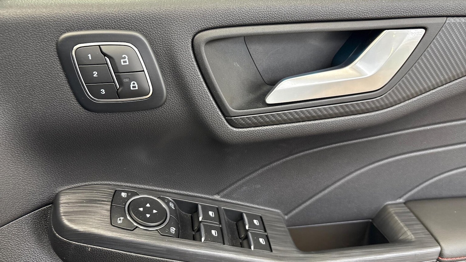 Used Ford Kuga 2025 for sale - 76830649: Photo 26