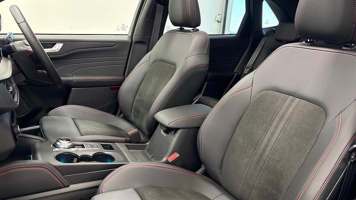 Used Ford Kuga 2025 for sale - 77931715: Photo 22