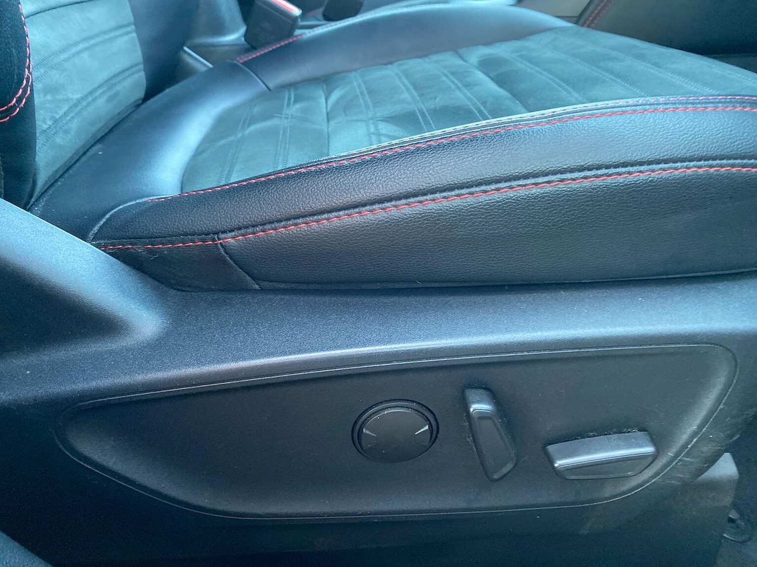 Used Ford Kuga 2021 for sale - 76832020: Photo 30