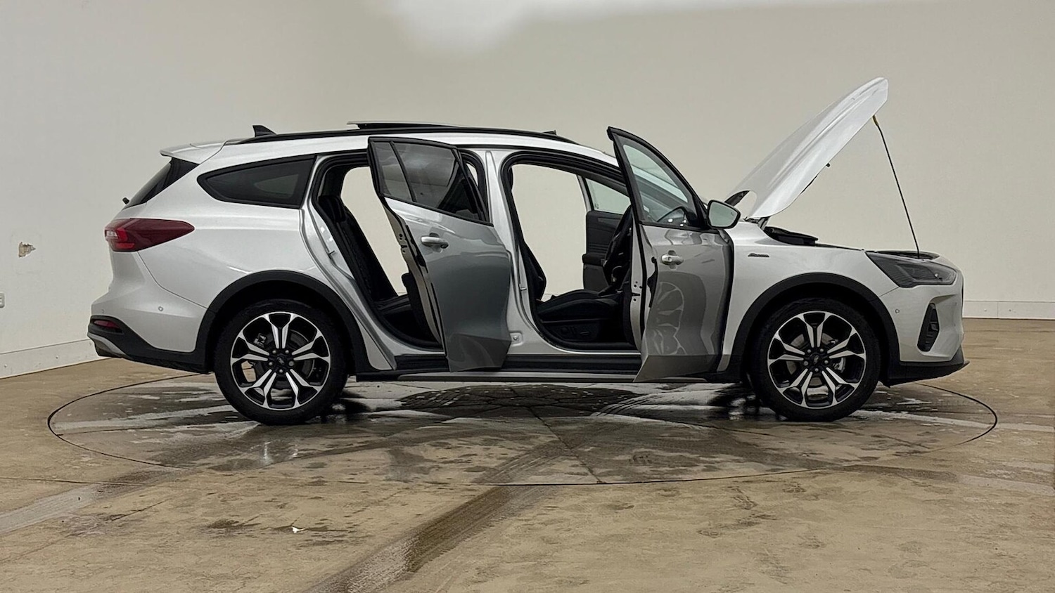 Used Ford Focus 2024 for sale - 76461853: Photo 10