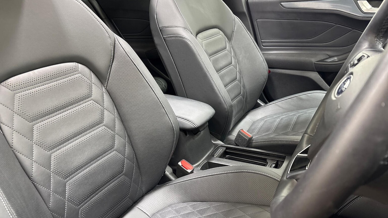 Used Ford Focus 2024 for sale - 76461853: Photo 25