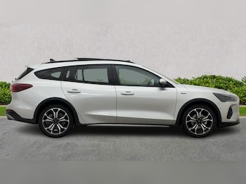 Used Ford Focus 2024 for sale - 76461853: Photo