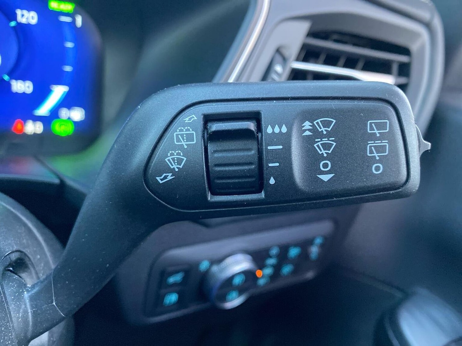 Used Ford Kuga 2022 for sale - 76892125: Photo 29