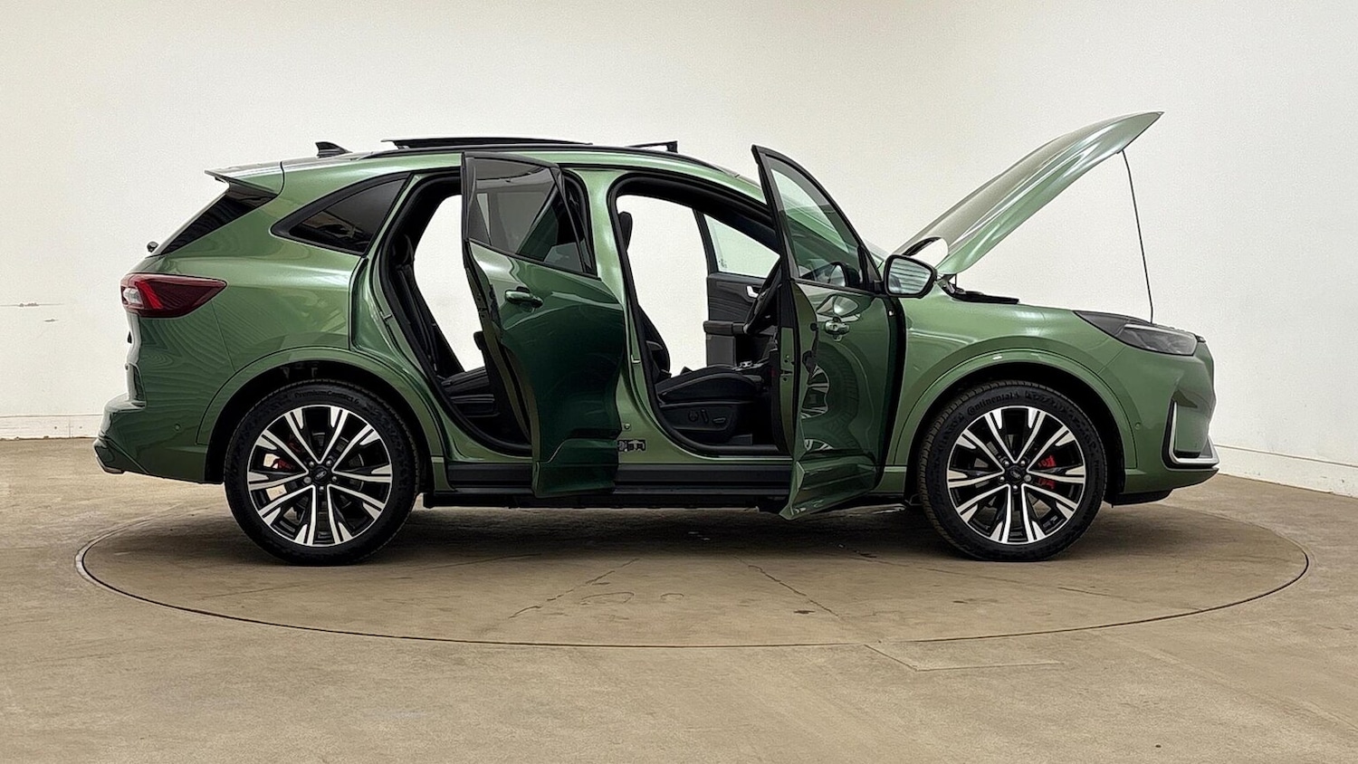 Used Ford Kuga 2025 for sale - 76837195: Photo 10