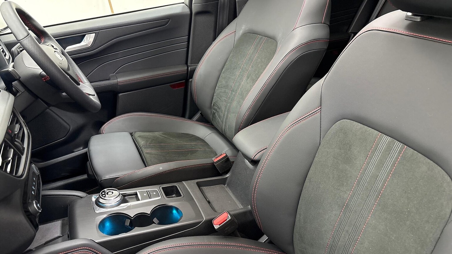 Used Ford Kuga 2025 for sale - 76837195: Photo 24