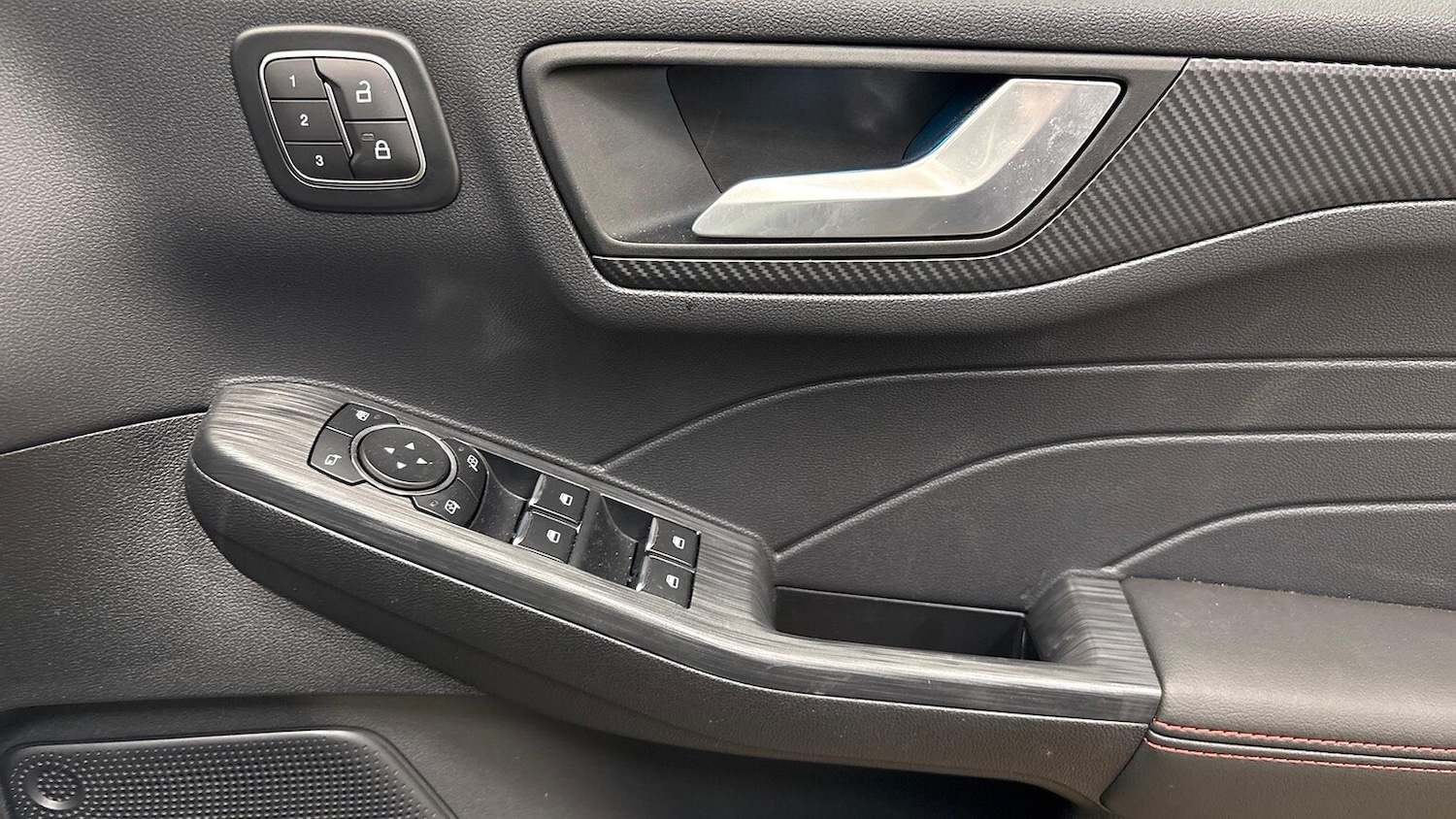 Used Ford Kuga 2025 for sale - 76837195: Photo 29