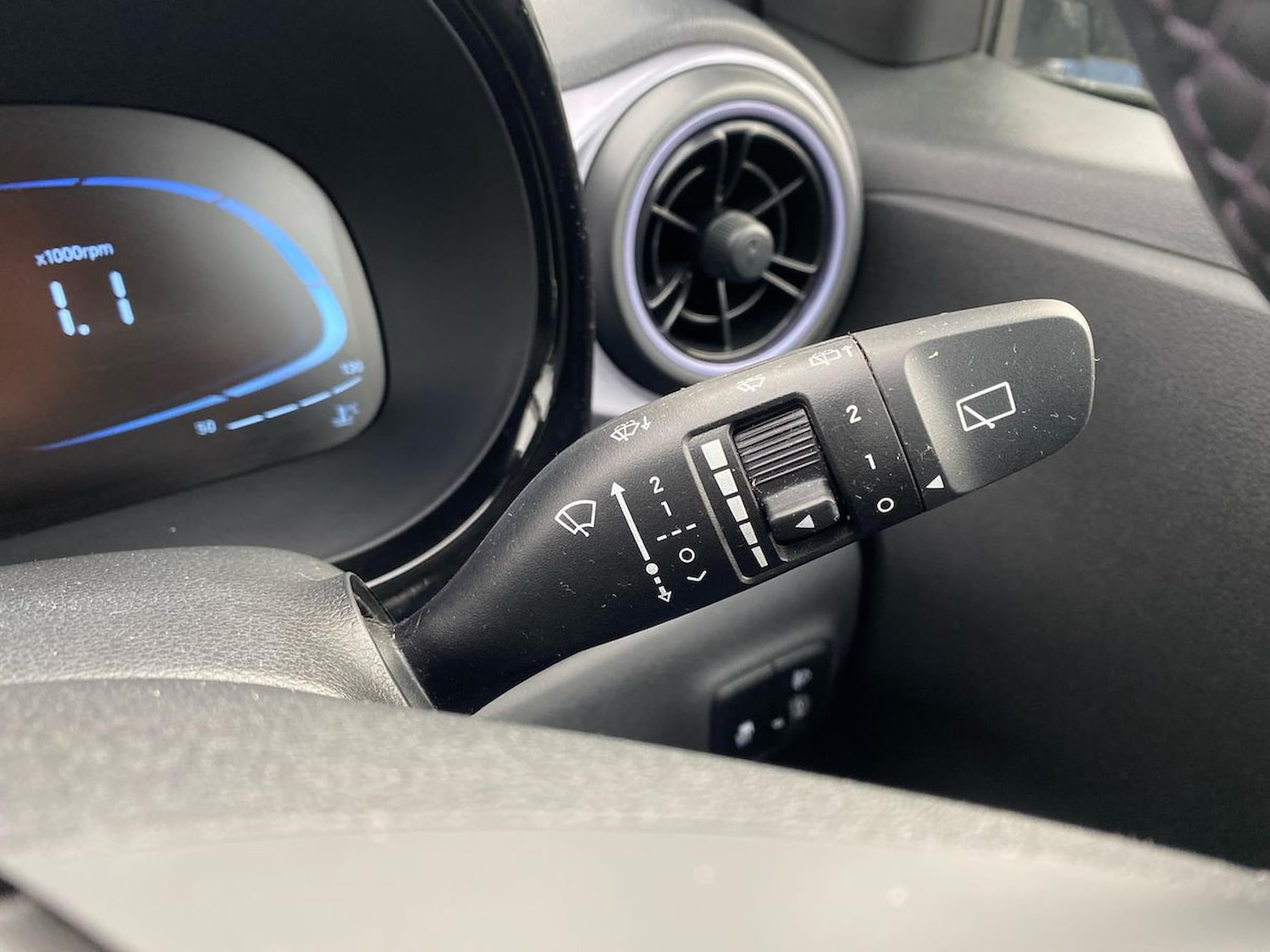 Used Hyundai i10 2023 for sale - 76651292: Photo 29