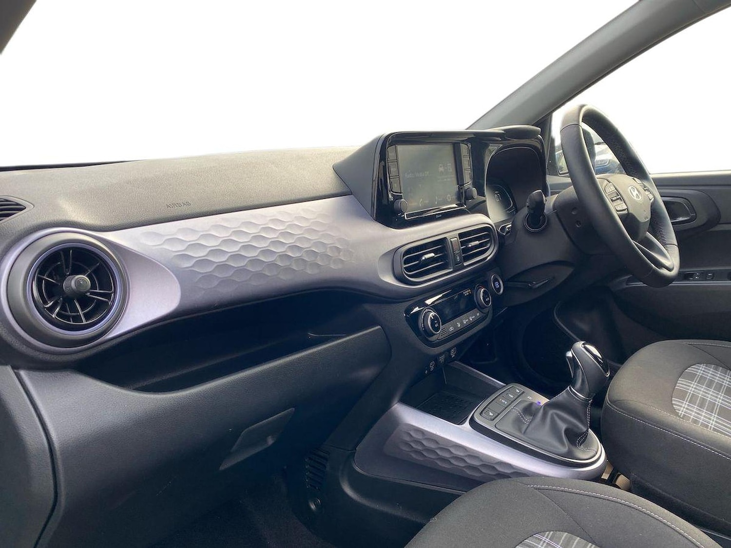 Used Hyundai i10 2023 for sale - 76651292: Photo 7