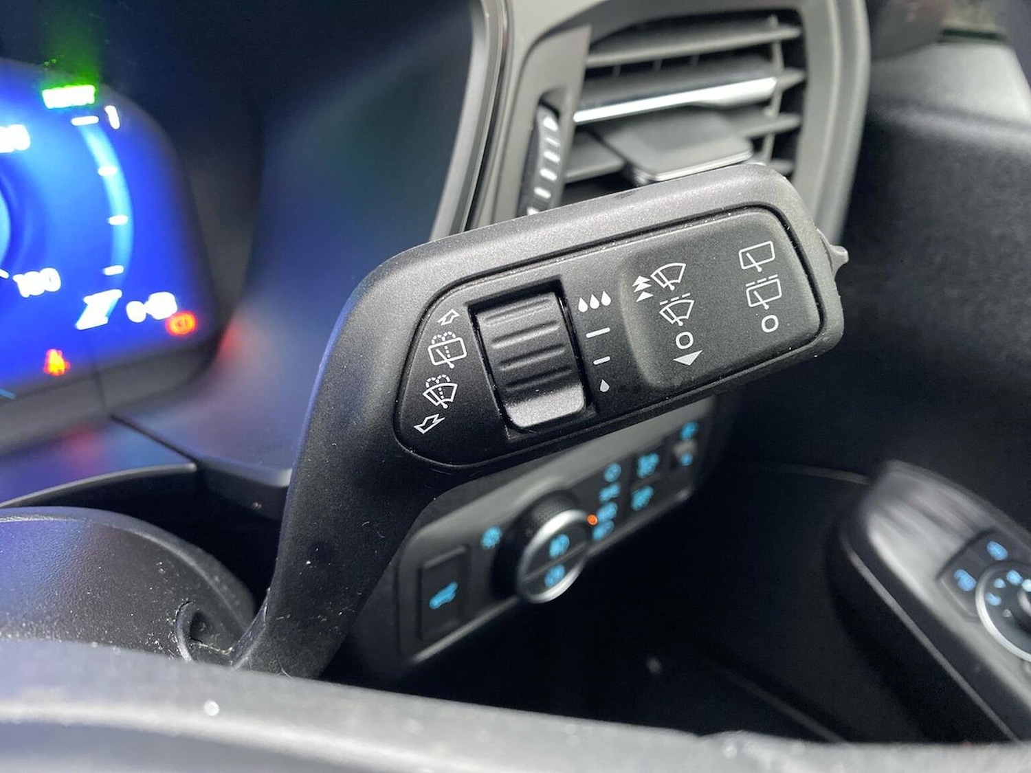 Used Ford Kuga 2023 for sale - 77688046: Photo 31