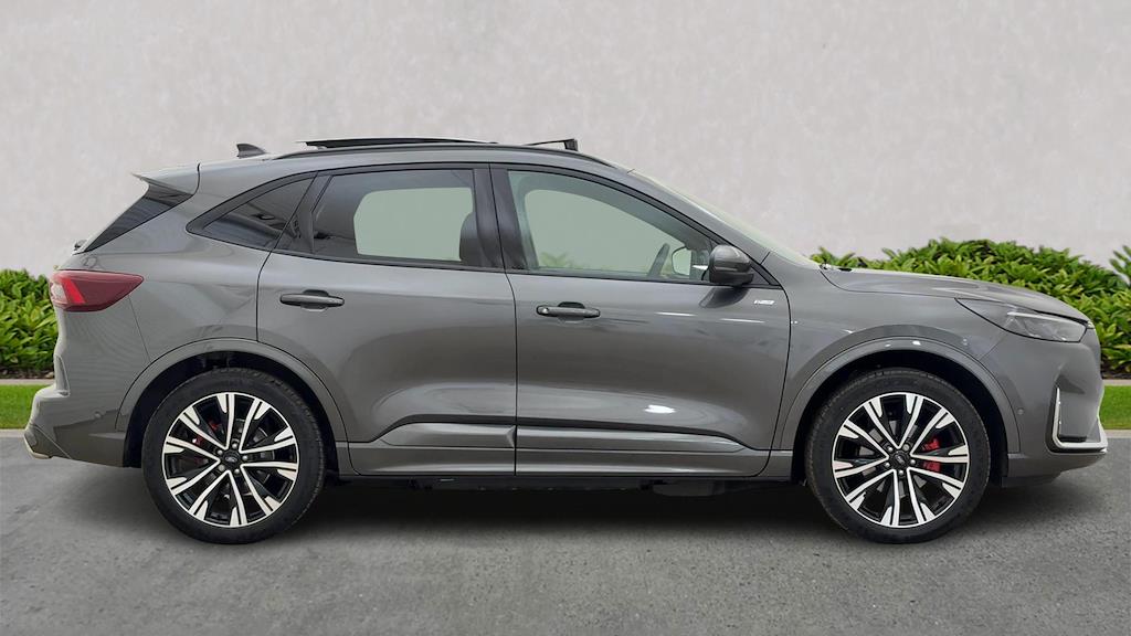 Used Ford Kuga 2025 for sale - 76830646: Photo 3