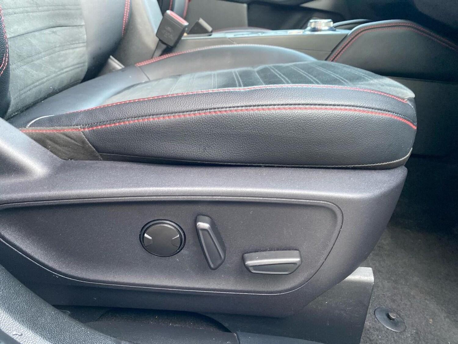 Used Ford Kuga 2022 for sale - 77023435: Photo 32