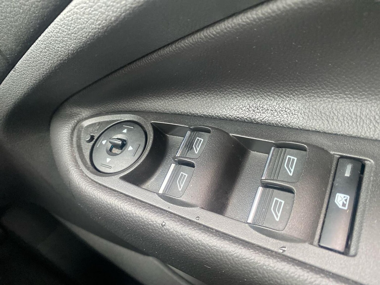 Used Ford Kuga 2018 for sale - 76319591: Photo 21