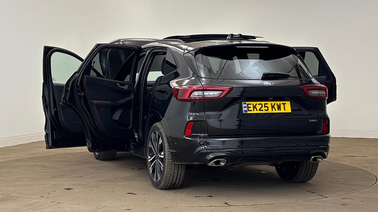 Used Ford Kuga 2025 for sale - 77662536: Photo 11