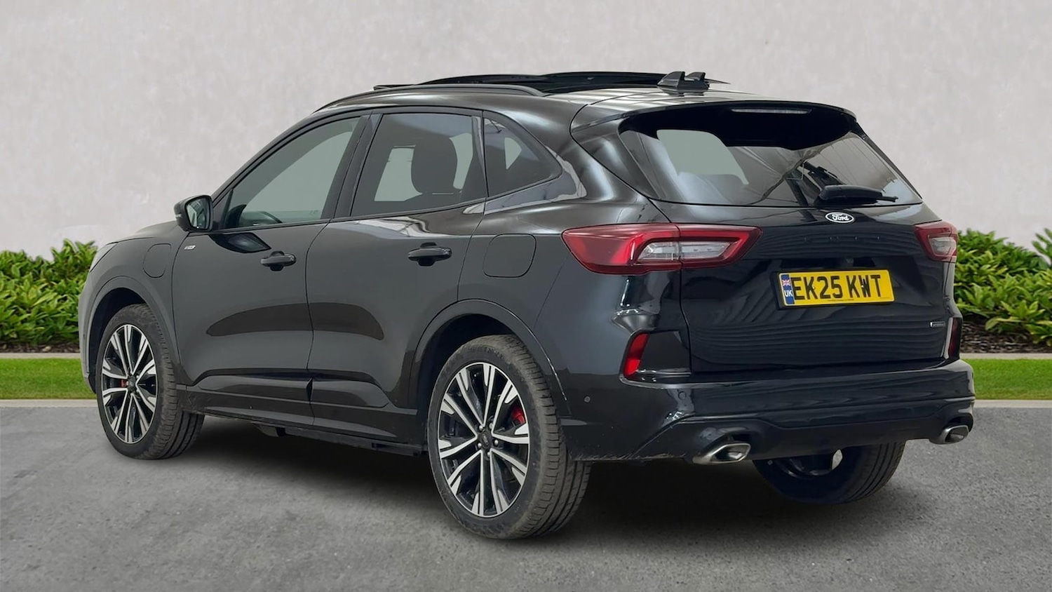Used Ford Kuga 2025 for sale - 77662536: Photo 2