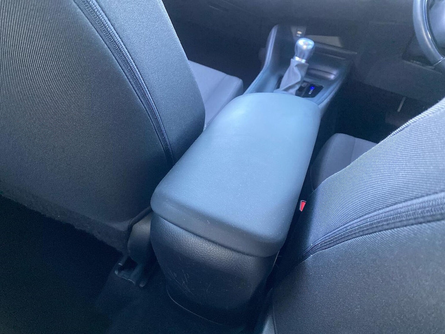 Used Toyota C-HR 2022 for sale - 76892128: Photo 13