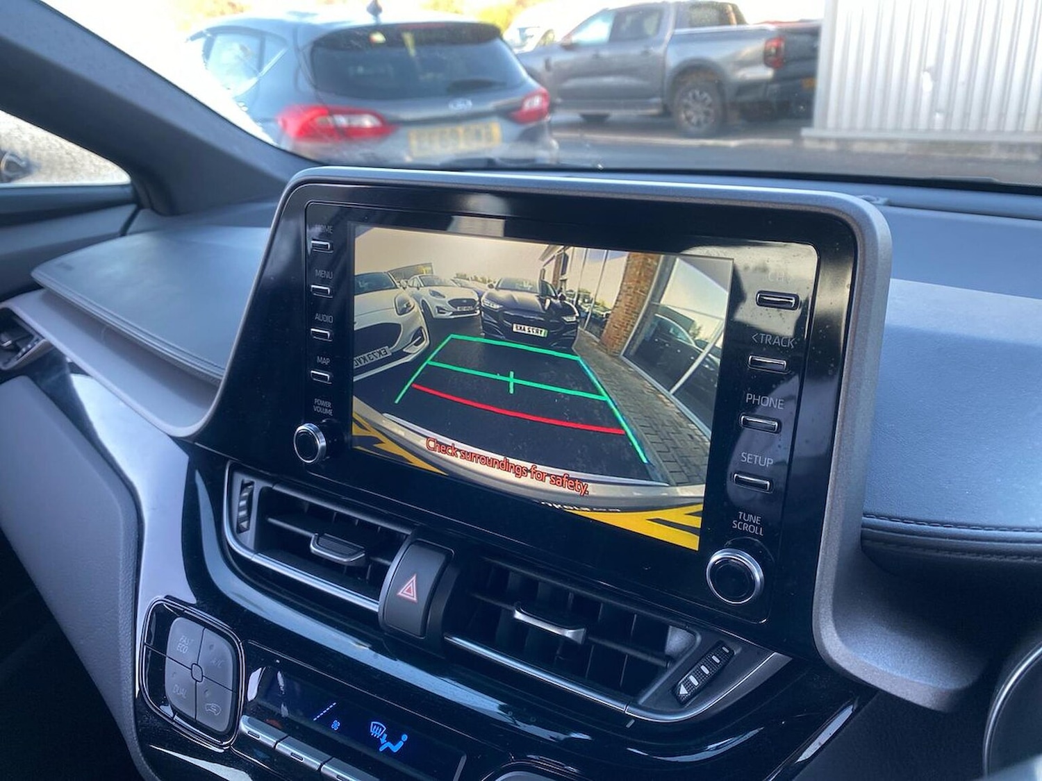 Used Toyota C-HR 2022 for sale - 76892128: Photo 23