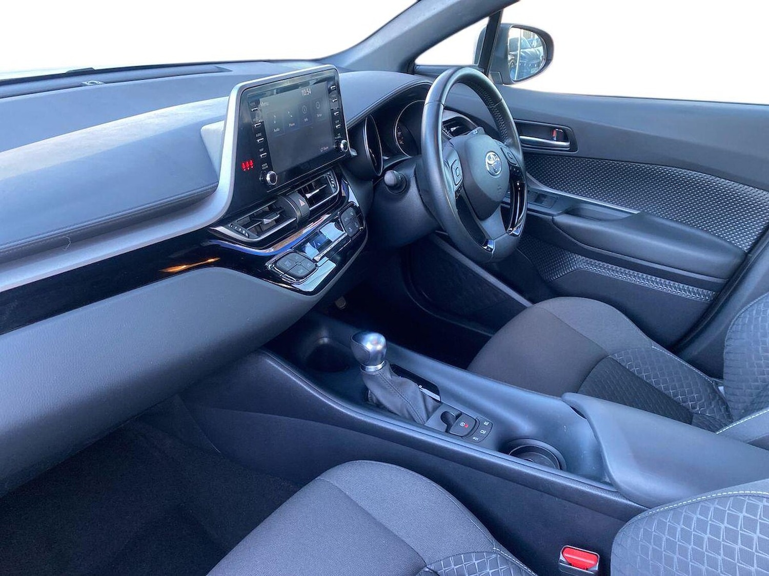 Used Toyota C-HR 2022 for sale - 76892128: Photo 7