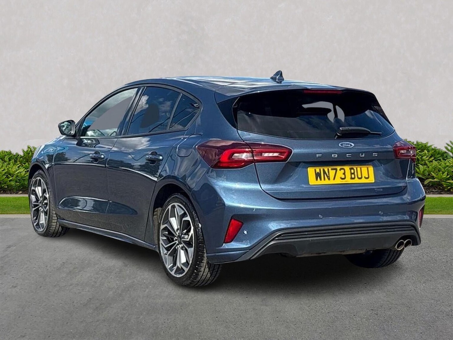 Used Ford Focus 2023 for sale - 76517938: Photo 2