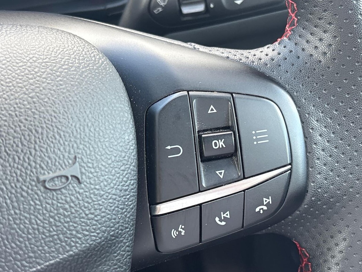 Used Ford Focus 2023 for sale - 76517938: Photo 38