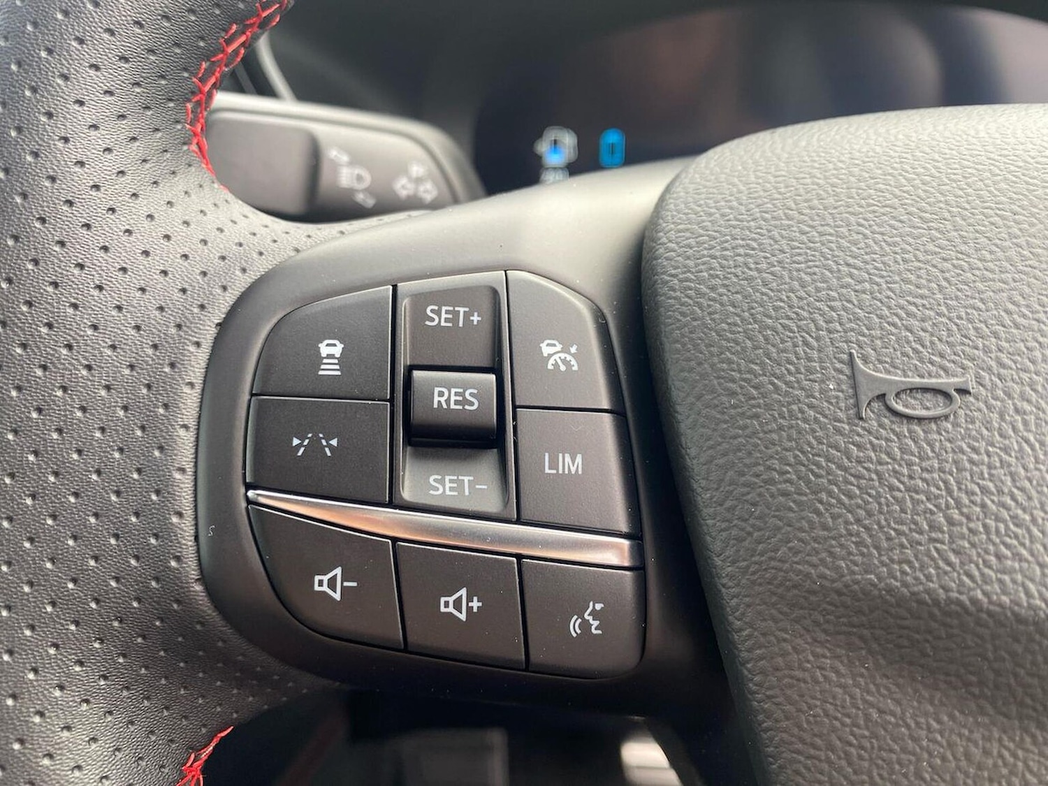 Used Ford Kuga 2025 for sale - 76342993: Photo 26