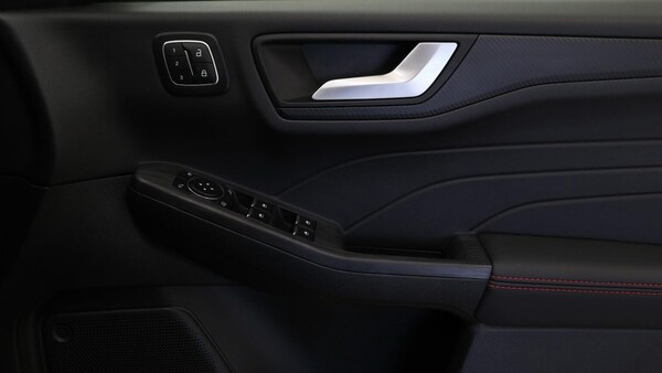 Used Ford Kuga 2024 for sale - 75621337: Photo 10