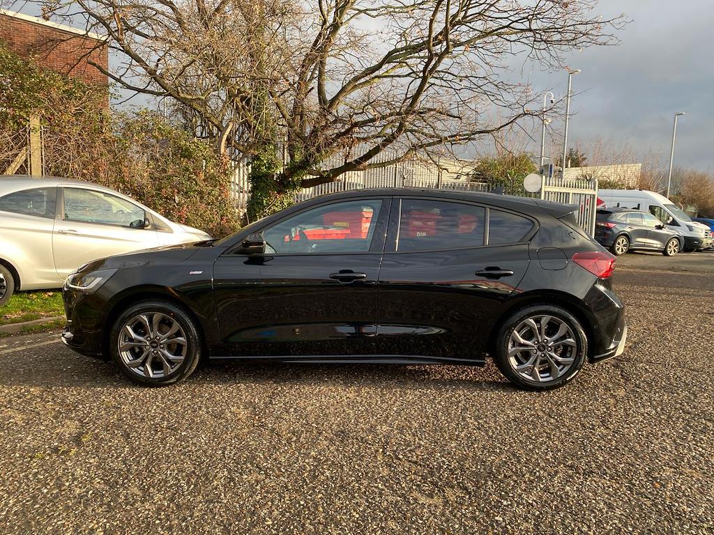 Used Ford Focus 2022 for sale - 76920108: Photo 19