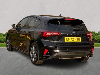 Used Ford Focus 2022 for sale - 76920108: Photo