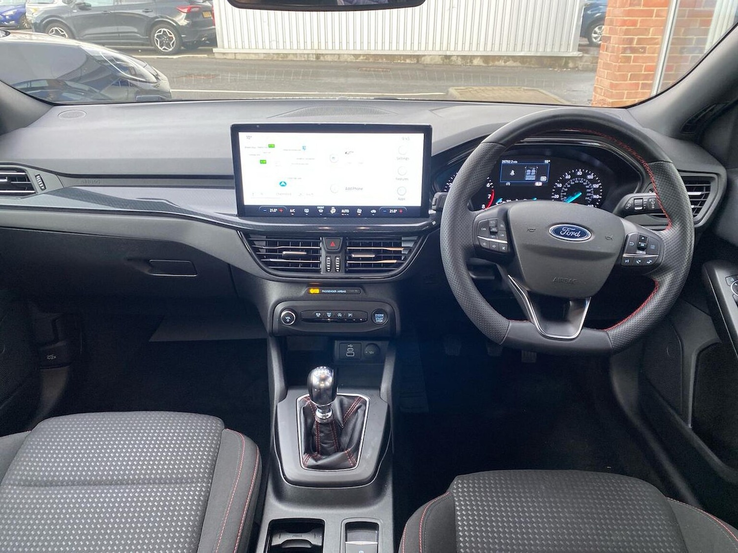 Used Ford Focus 2022 for sale - 76920108: Photo 8