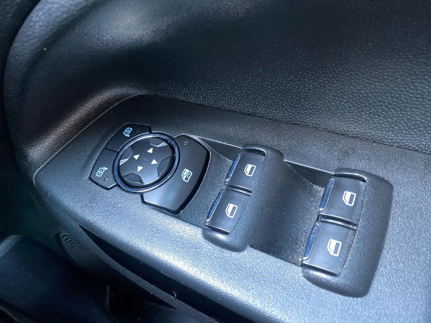 Used Ford Ecosport 2022 for sale - 76517934: Photo 21