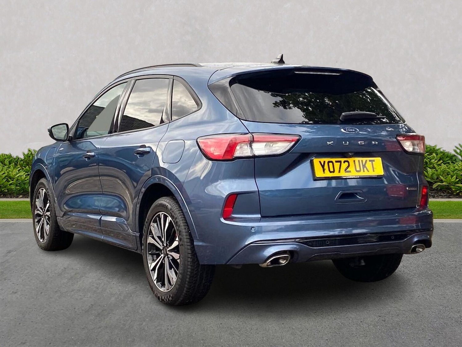 Used Ford Kuga 2022 for sale - 76357905: Photo 2