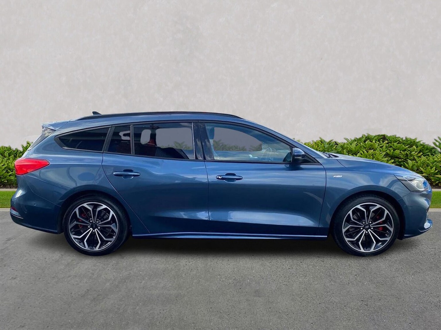 Used Ford Focus 2019 for sale - 76893303: Photo 3