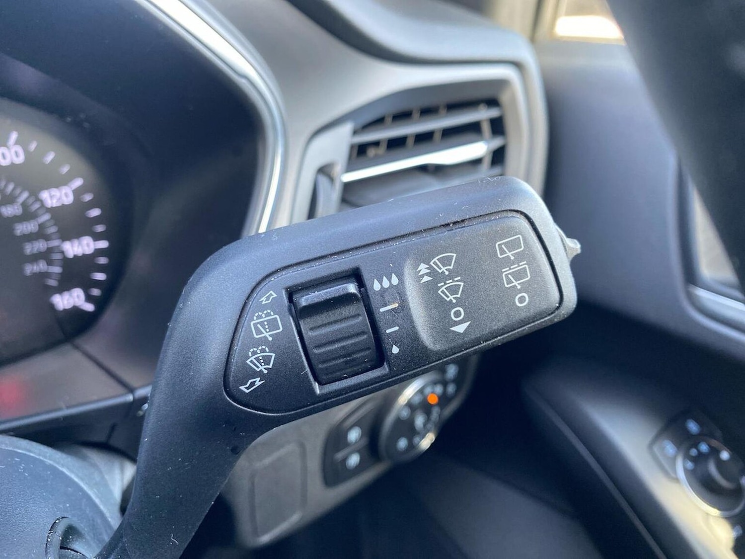 Used Ford Focus 2023 for sale - 78060587: Photo 29