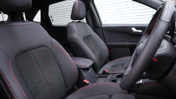 Used Ford Kuga 2024 for sale - 75627320: Photo 17