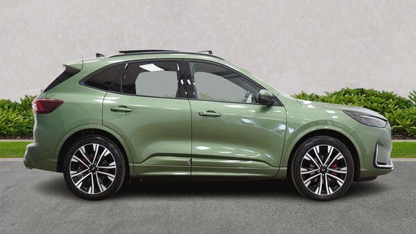 Used Ford Kuga 2024 for sale - 75627320: Photo 3