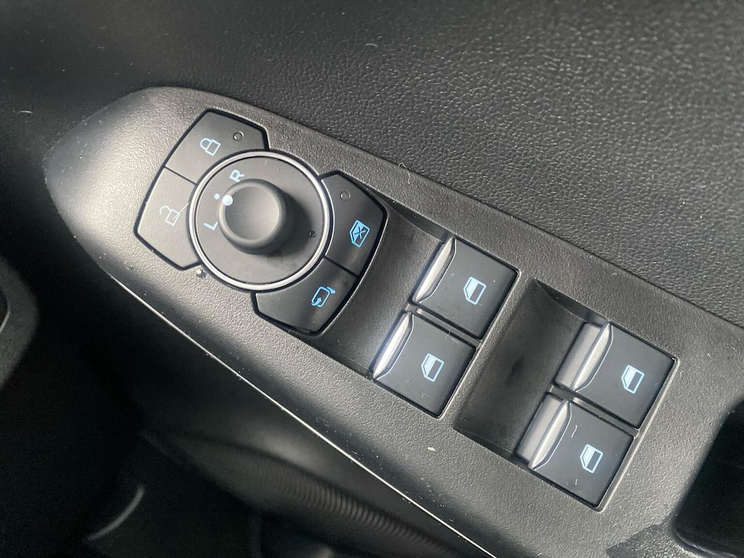 Used Ford Puma 2023 for sale - 76628037: Photo 21