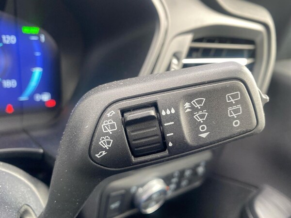 Used Ford Kuga 2023 for sale - 76207440: Photo 29