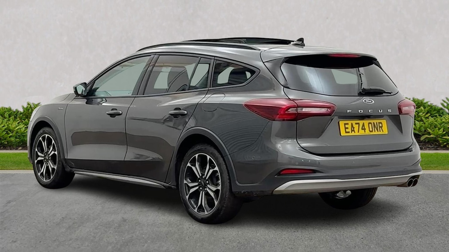 Used Ford Focus 2025 for sale - 78011642: Photo 2