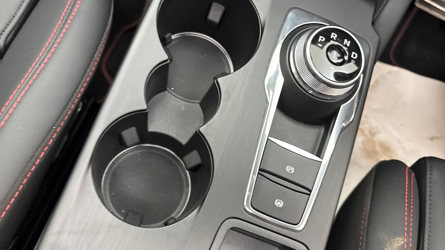 Used Ford Kuga 2024 for sale - 76628086: Photo 18