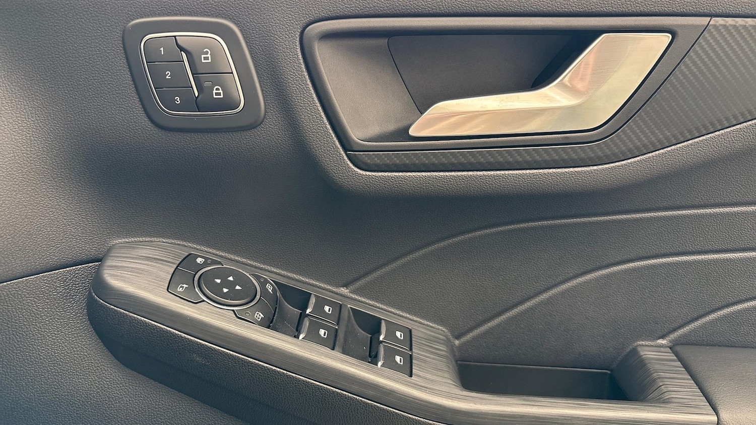 Used Ford Kuga 2024 for sale - 76628086: Photo 26