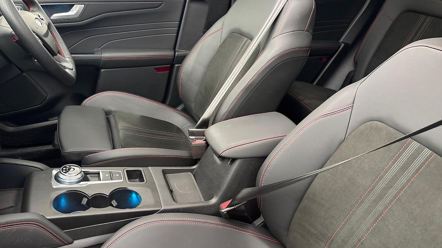 Used Ford Kuga 2025 for sale - 78194210: Photo 24