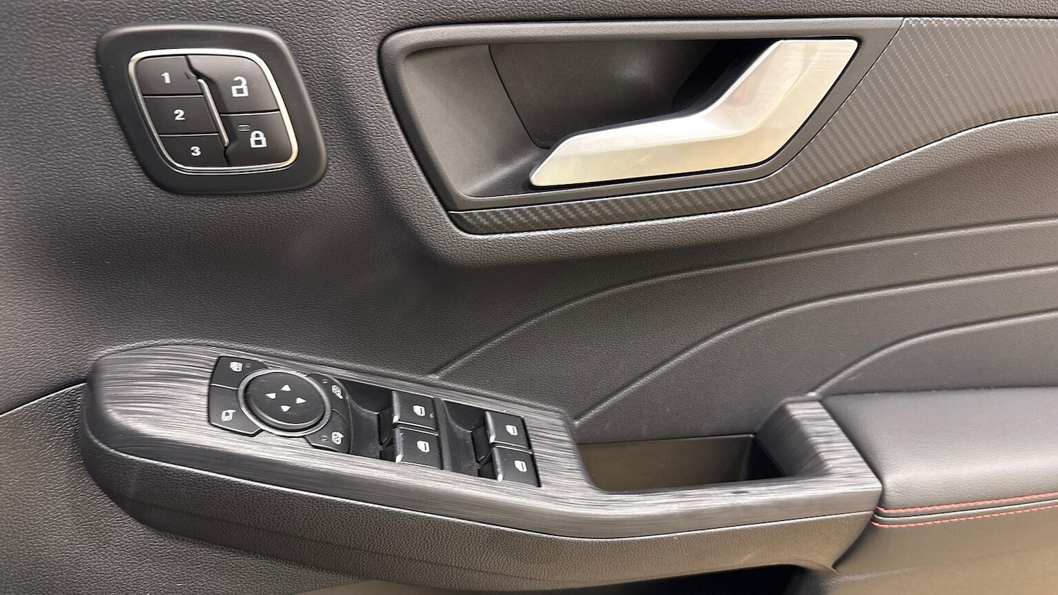 Used Ford Kuga 2025 for sale - 77516472: Photo 27