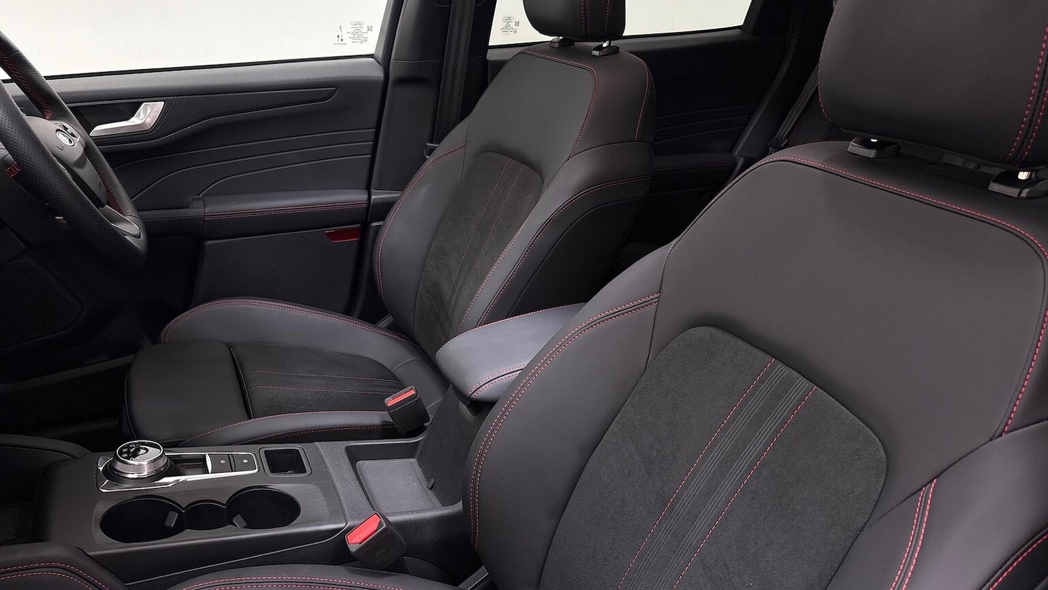 Used Ford Kuga 2024 for sale - 76436523: Photo 17