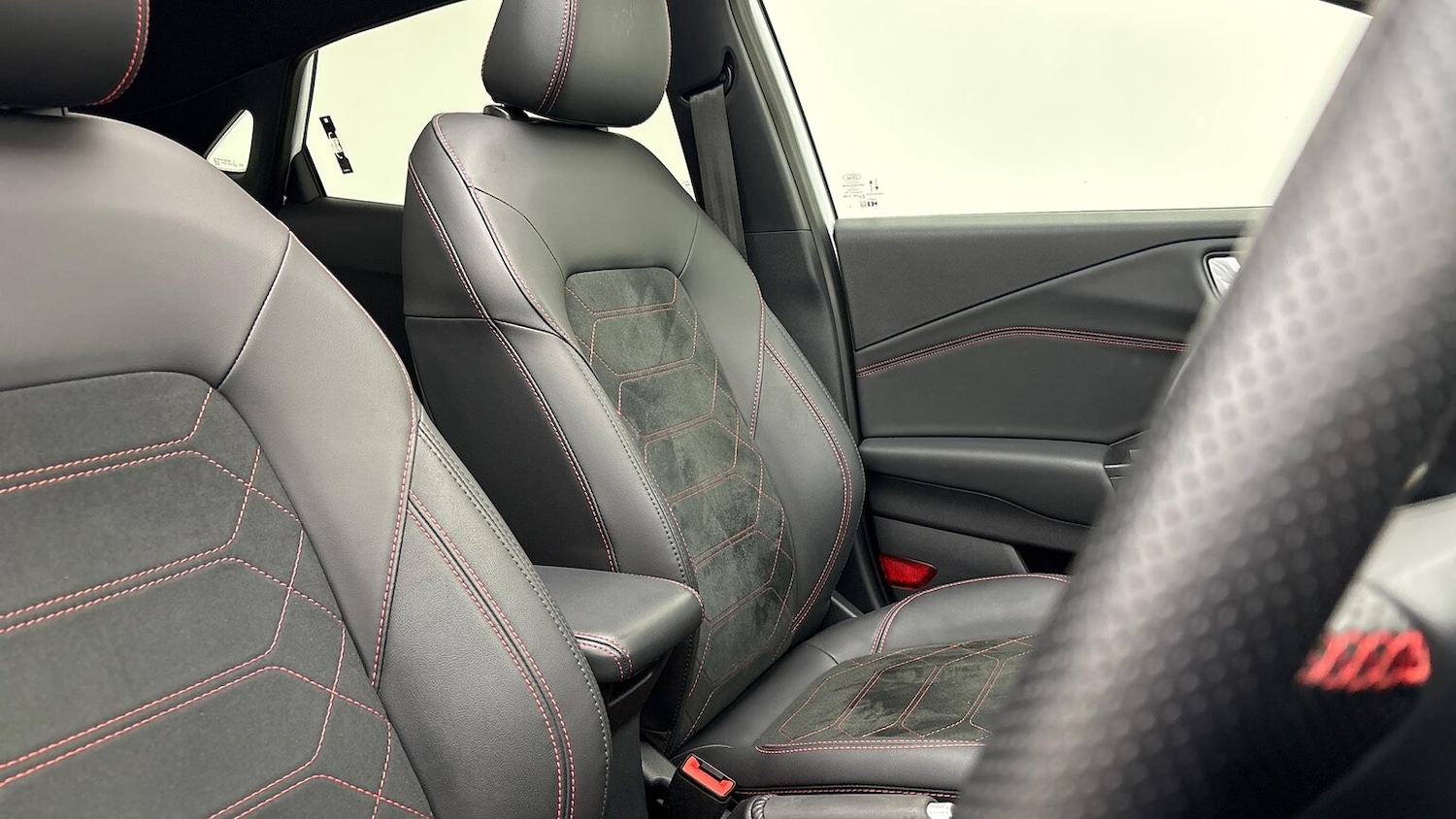 Used Ford Puma 2024 for sale - 76628068: Photo 17