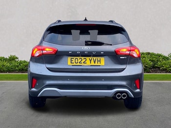 Used Ford Focus 2022 for sale - 76681720: Photo