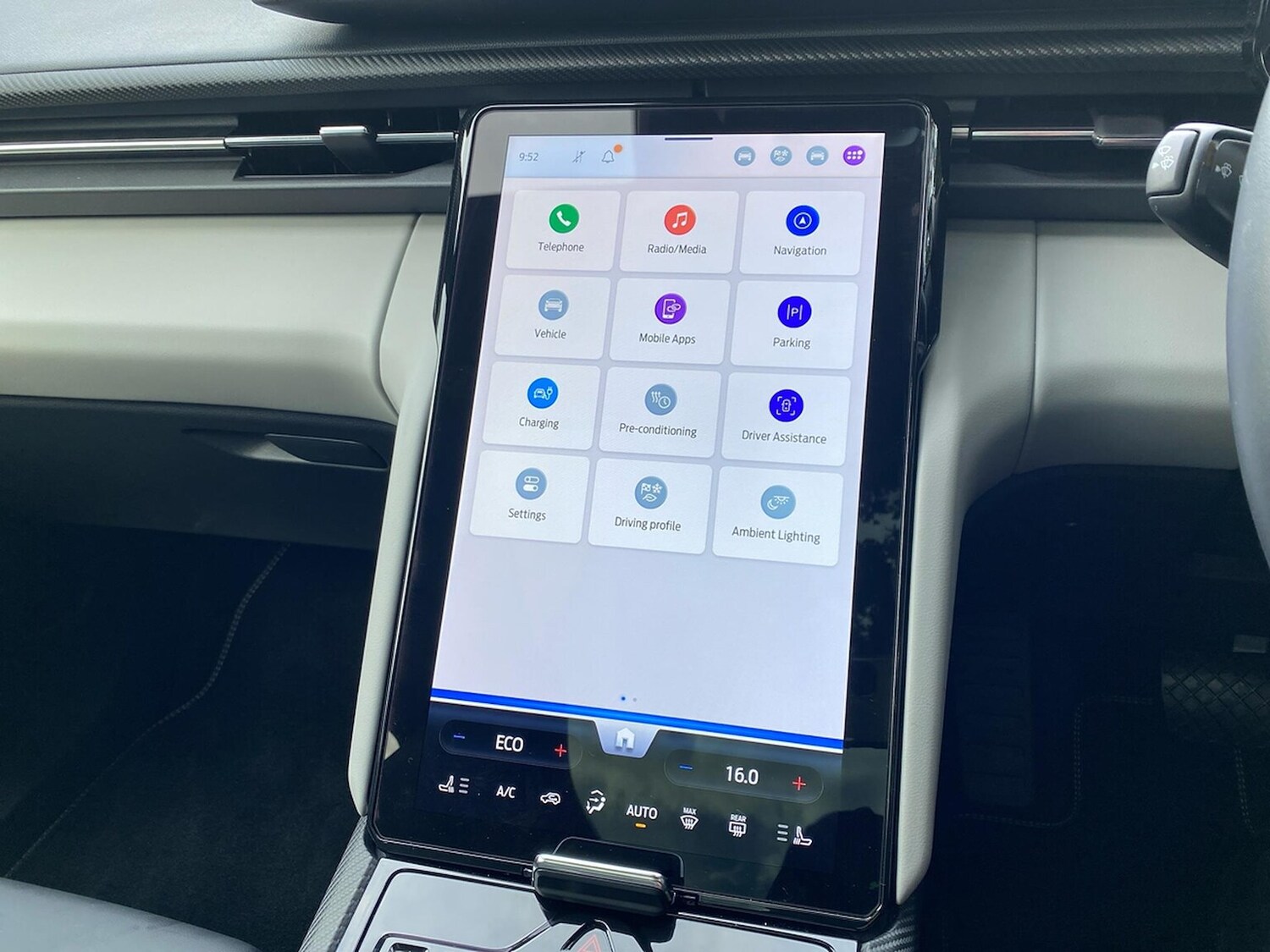 Used Ford Explorer 2024 for sale - 77489561: Photo 11