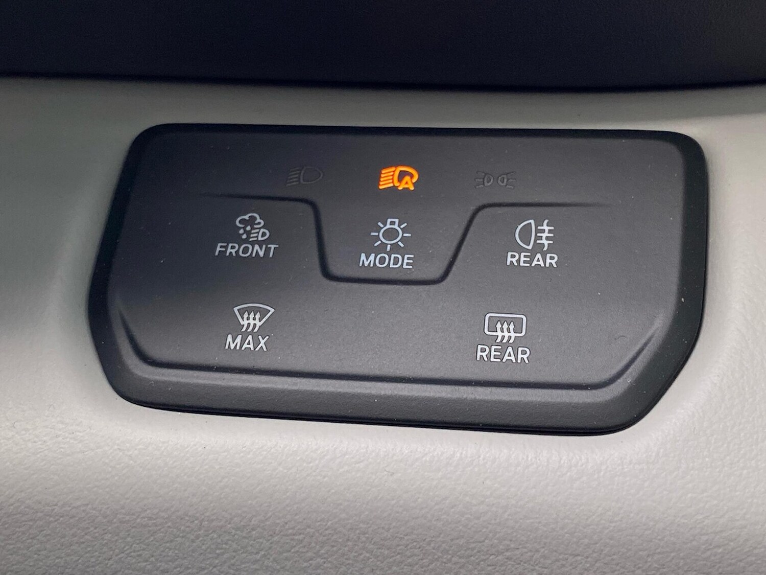 Used Ford Explorer 2024 for sale - 77489561: Photo 25