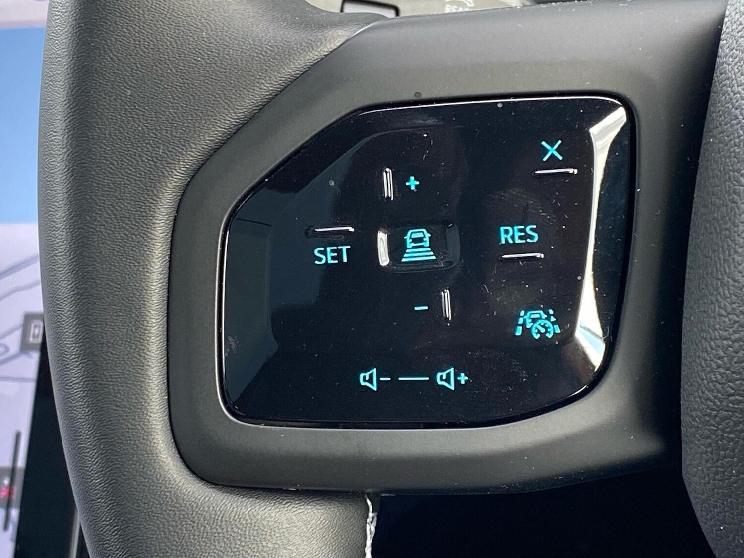 Used Ford Explorer 2024 for sale - 77489561: Photo 26