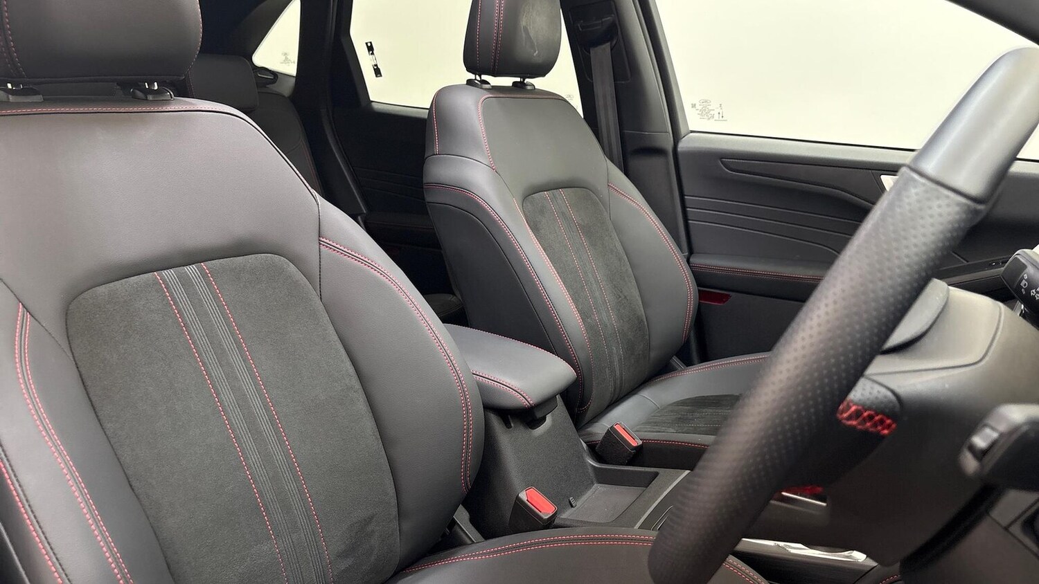 Used Ford Kuga 2024 for sale - 76477228: Photo 17