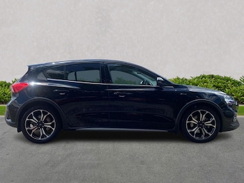 Used Ford Focus 2020 for sale - 78847790: Photo